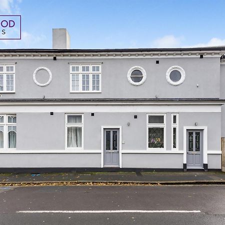 1 Bed 1 Bath Town Center Apartments For Corporates & Contractors, Wifi, Netflix And Parking On Selected Units By Redwood Stays Aldershot Exterior foto