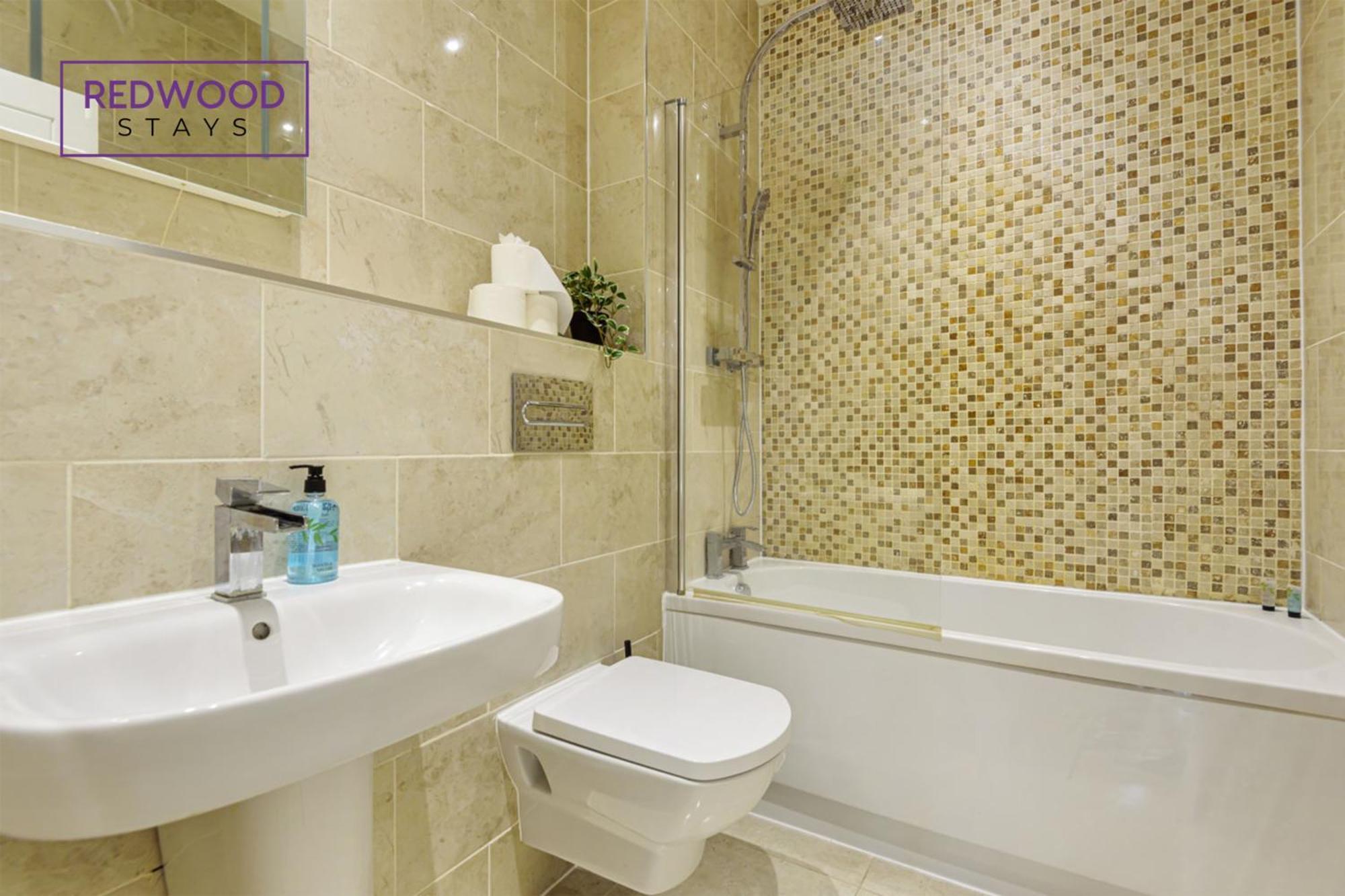 1 Bed 1 Bath Town Center Apartments For Corporates & Contractors, Wifi, Netflix And Parking On Selected Units By Redwood Stays Aldershot Exterior foto