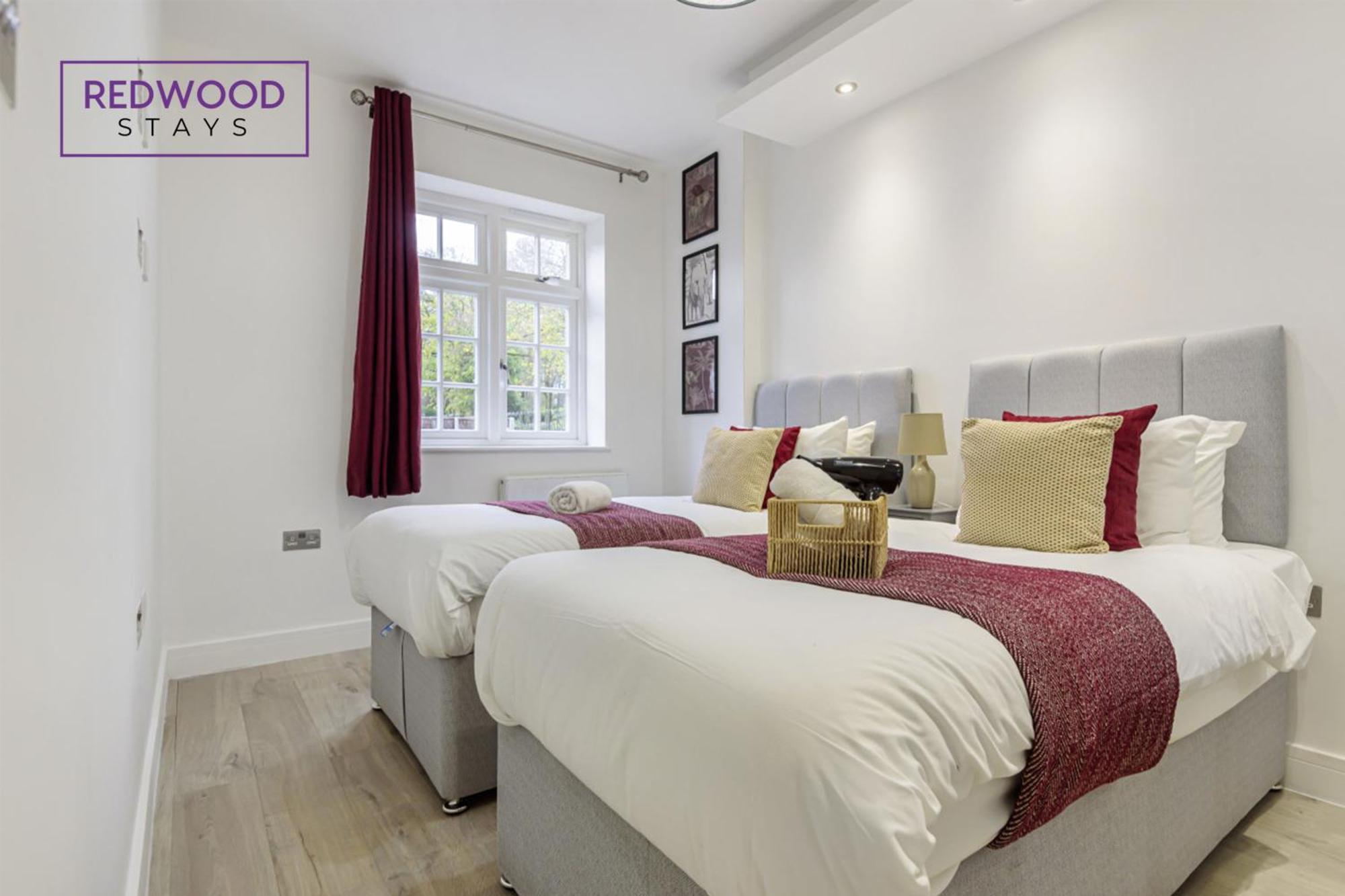1 Bed 1 Bath Town Center Apartments For Corporates & Contractors, Wifi, Netflix And Parking On Selected Units By Redwood Stays Aldershot Exterior foto